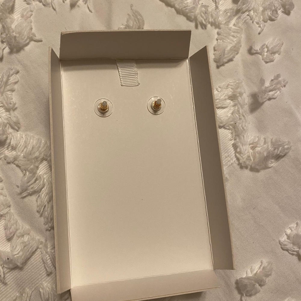 pineapple earrings 🍍 - Picture 3 of 4